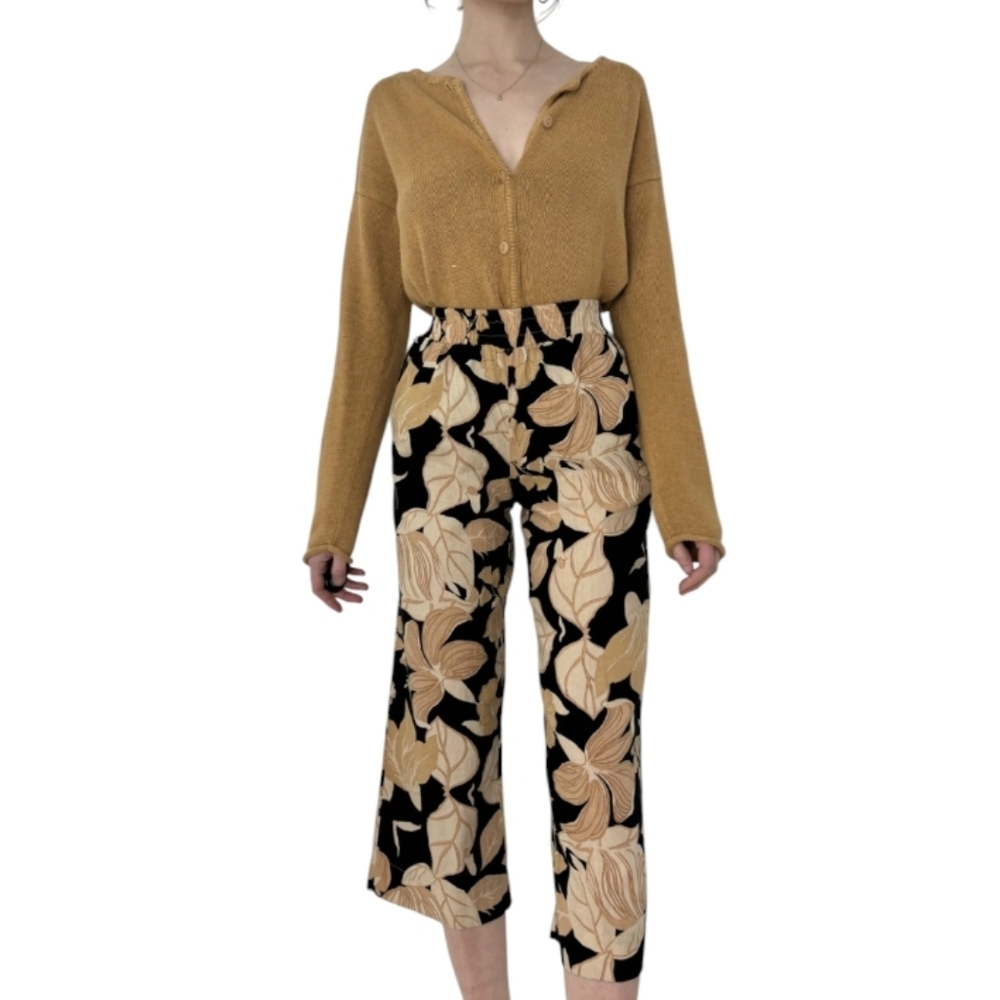 Rachel Zoe Black Floral Wide-Leg Cropped Pants with Beige & Tan Leaves